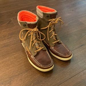 Sperry ‘Hikerfish’ Women’s Top-Sider Brown Leather Boots, Size US 8 (also 8.5)